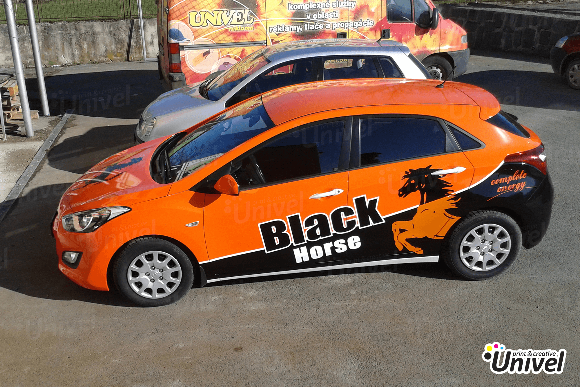 Univel 2014 - Black Horse celopolep auta Hyundai - bok auta
